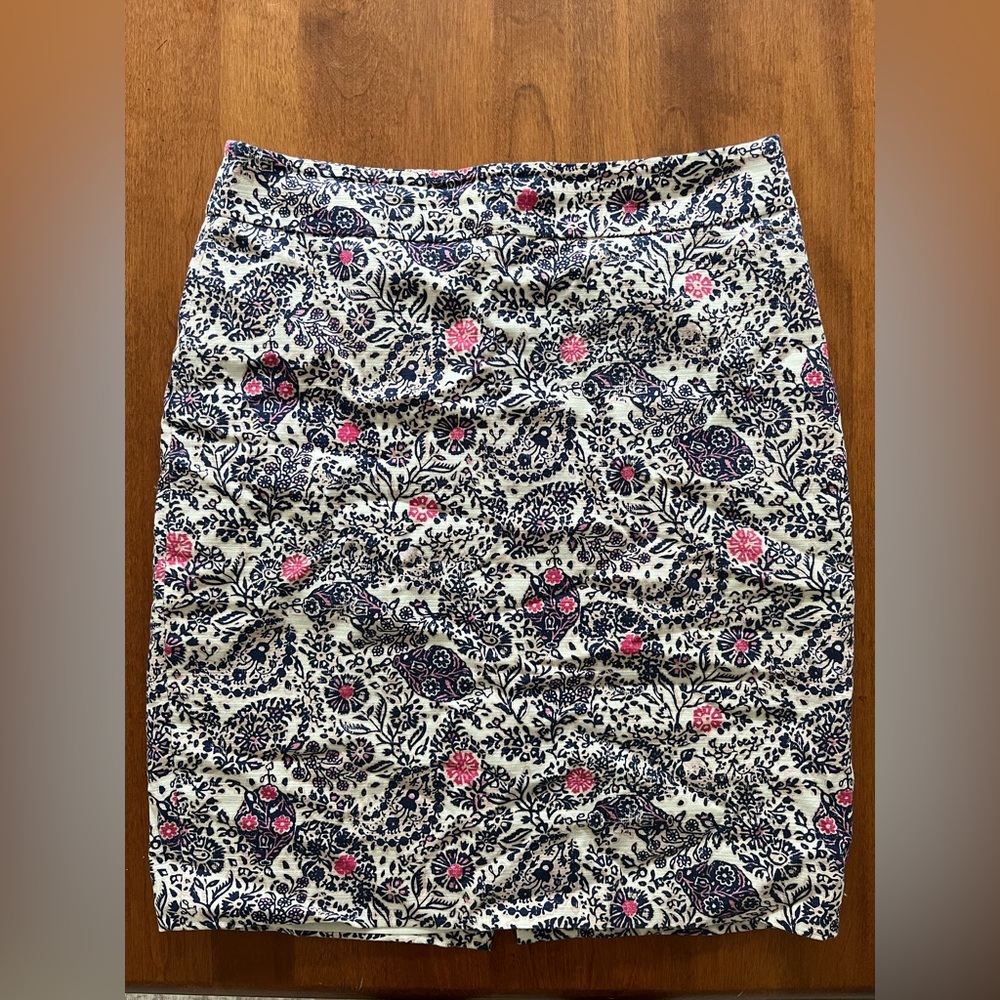 Ann Taylor floral pencil skirt